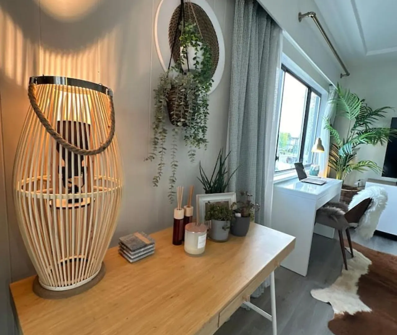 Charming Corner Villa Vancouver Holiday home